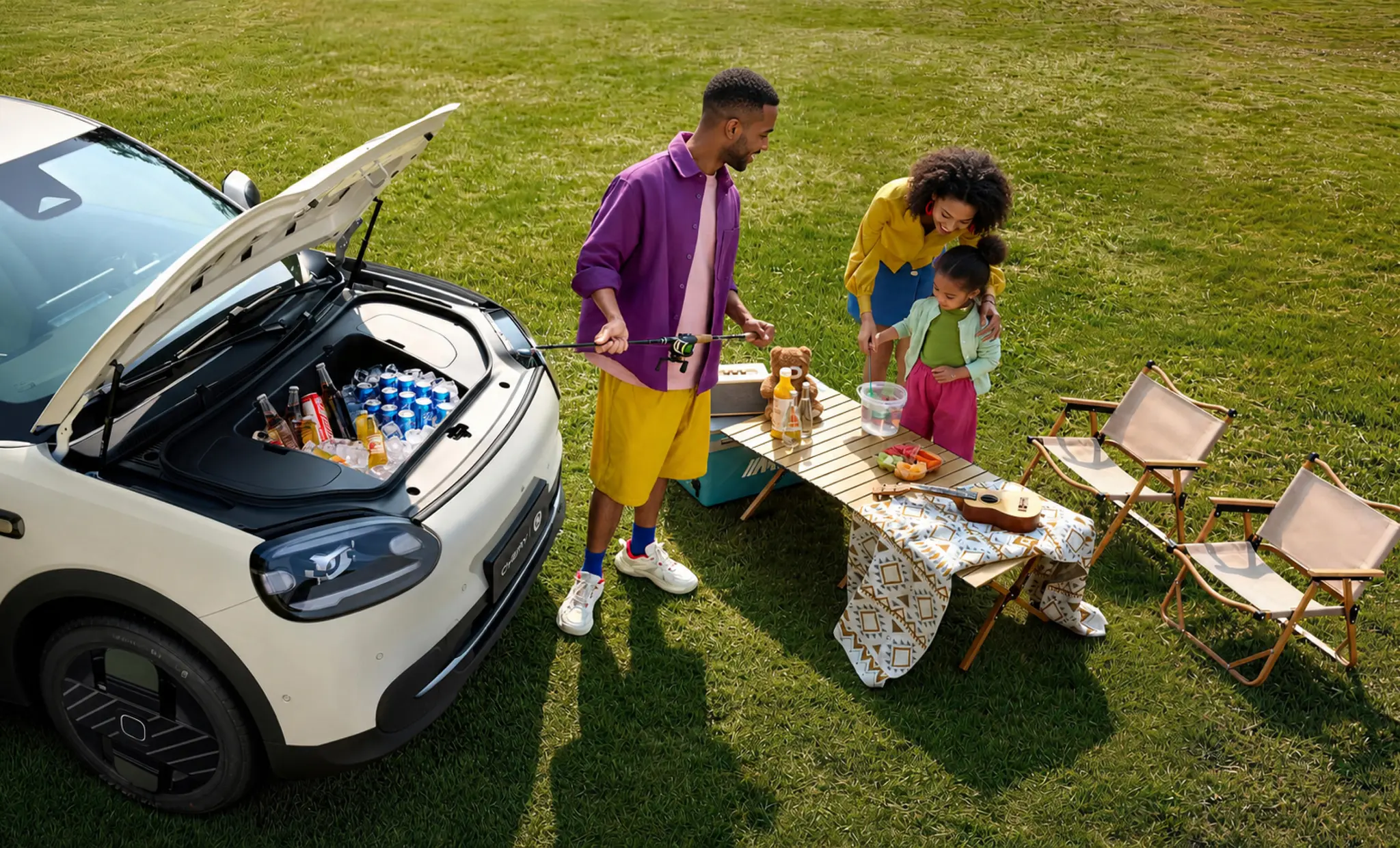 70L Front Trunk slider image